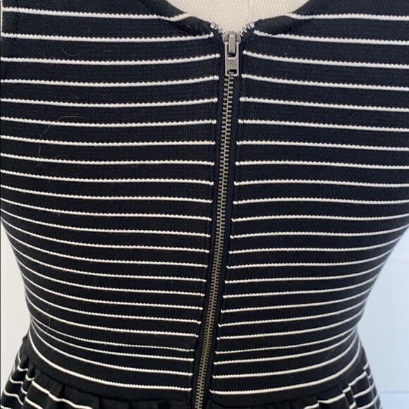 Madewell Pierside Fit & Flare Jersey Stripe Dress - Picture 5 of 12